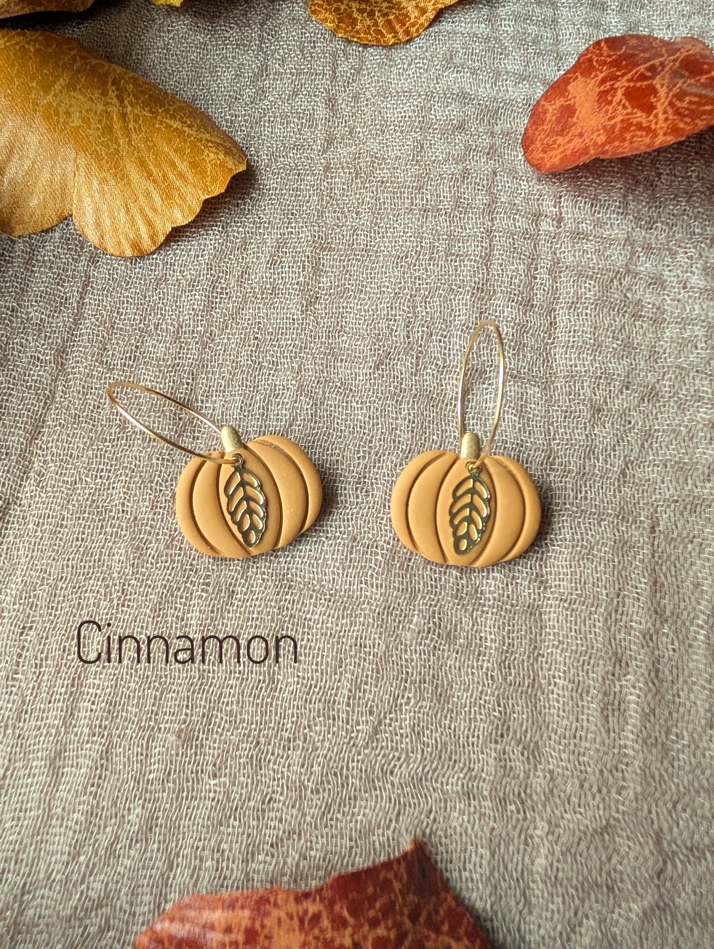 Leaf Charm Pumpkin