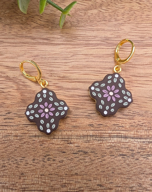 Flor de Barro Charm Earrings